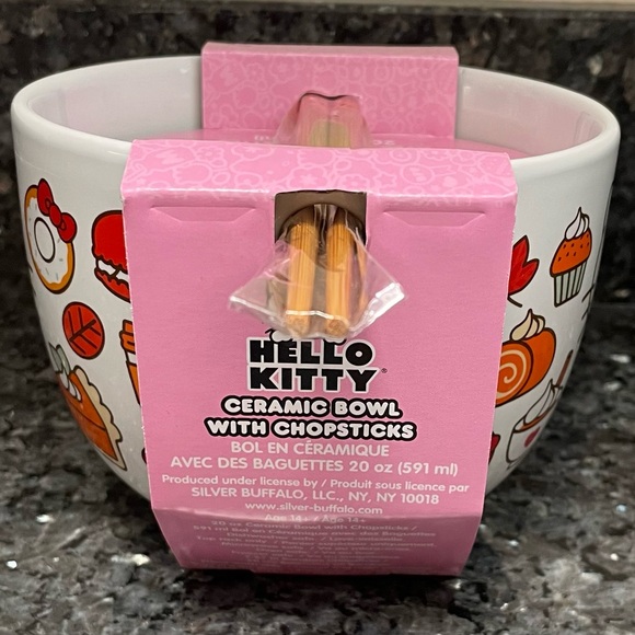 Hello Kitty Bowl With Chopsticks - Picture 4 of 5
